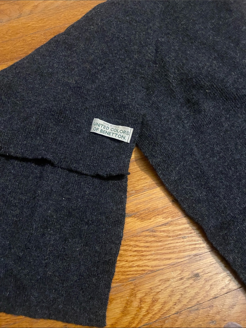United Colors Of Benetton vintage early 90s wool Dark Charcoal Crewneck Sweater